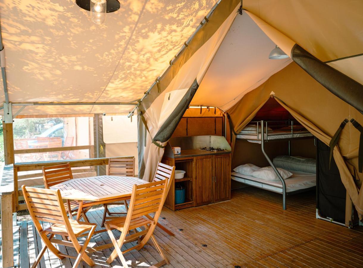 Aloha Plage Camping 4Etoiles Sampzon Exterior photo