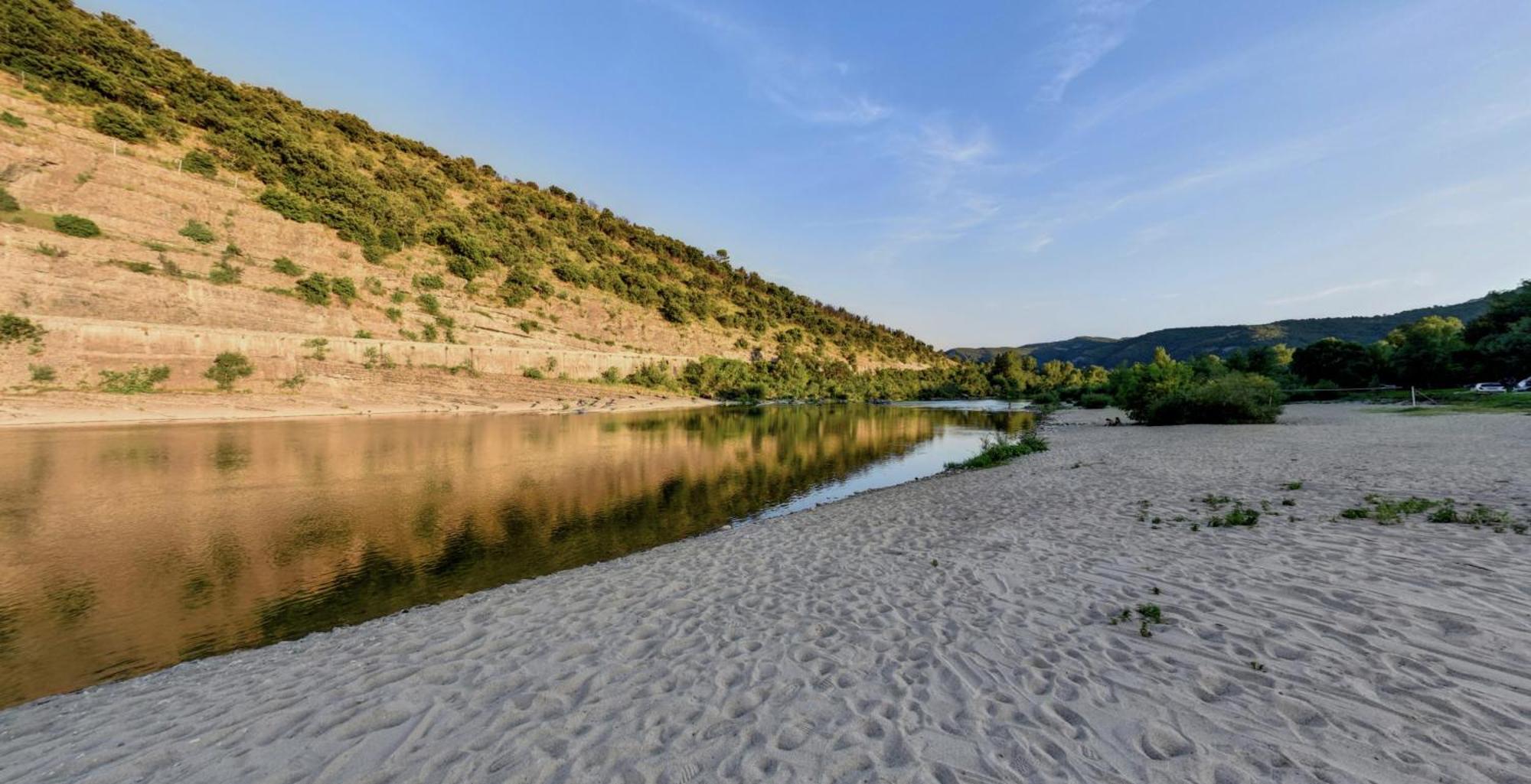 Aloha Plage Camping 4Etoiles Sampzon Exterior photo
